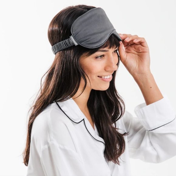 Ettitude Sateen Eye Mask Slate Gray Comes with Dust Bag - Picture 2 of 3